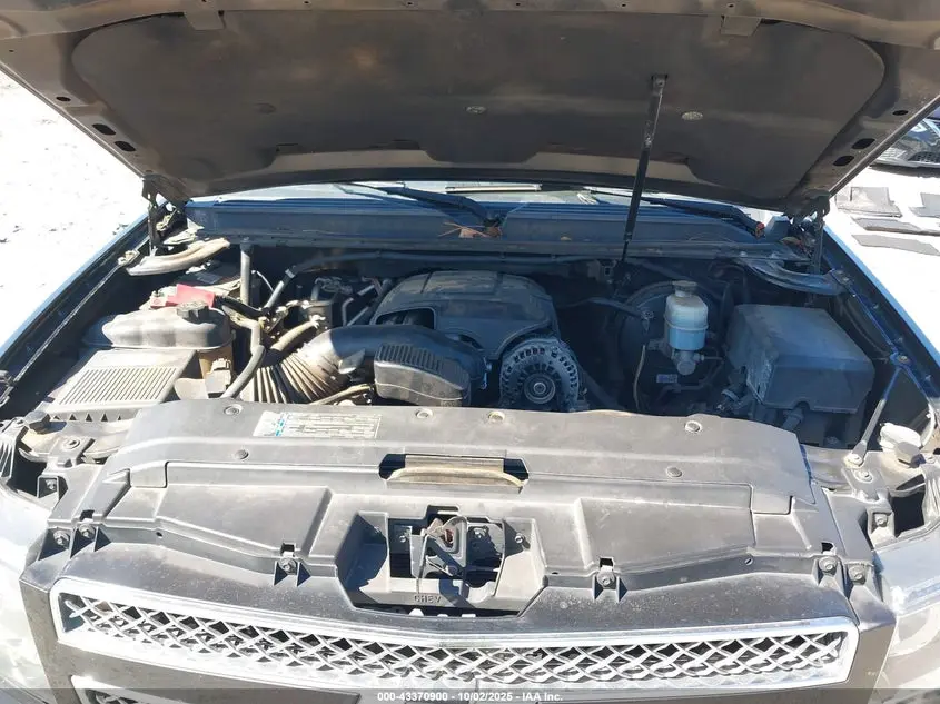 2010 CHEVROLET TAHOE LTZ