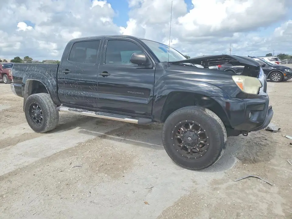 2015 TOYOTA TACOMA PRERUNNER V6  