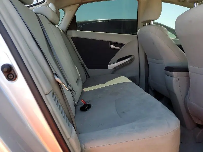 2010 TOYOTA PRIUS II  