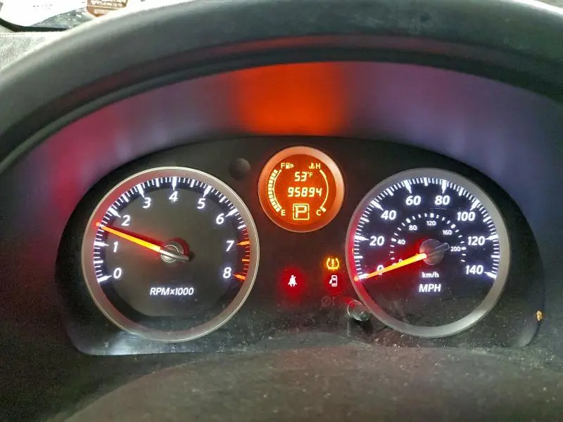 2010 NISSAN SENTRA 2.0  