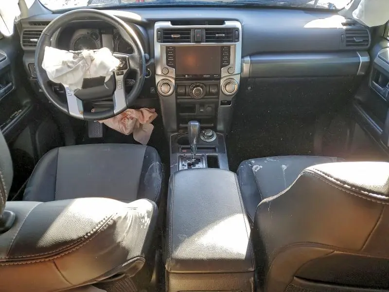 2023 TOYOTA 4RUNNER SE  