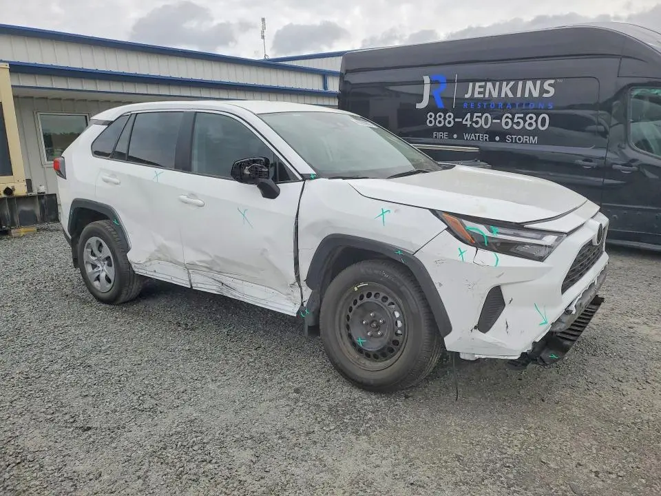 2025 TOYOTA RAV 4   