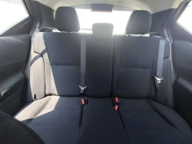 2023 NISSAN KICKS S  