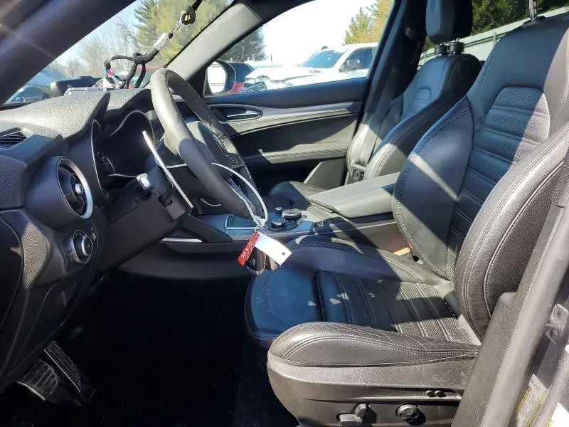 2018 ALFA ROMEO STELVIO TI SPORT  