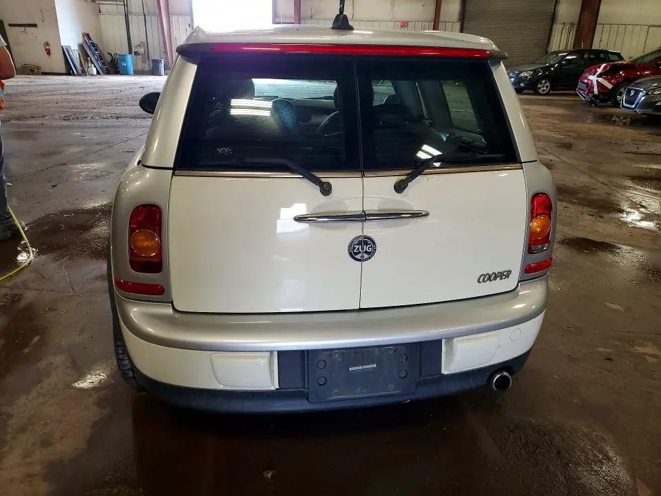 2010 MINI COOPER CLUBMAN  