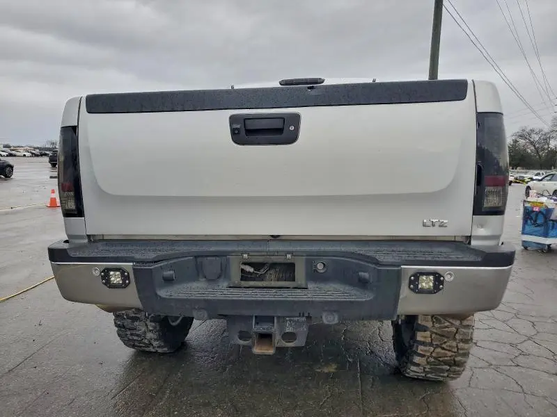 2011 CHEVROLET SILVERADO K2500 HEAVY DUTY LTZ  
