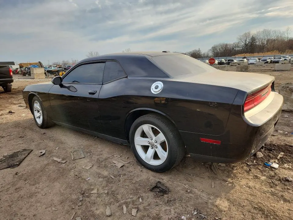 2012 DODGE CHALLENGER SXT  