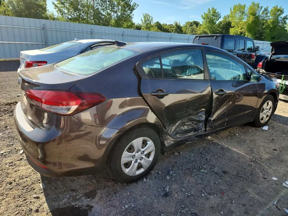 2018 KIA FORTE LX  