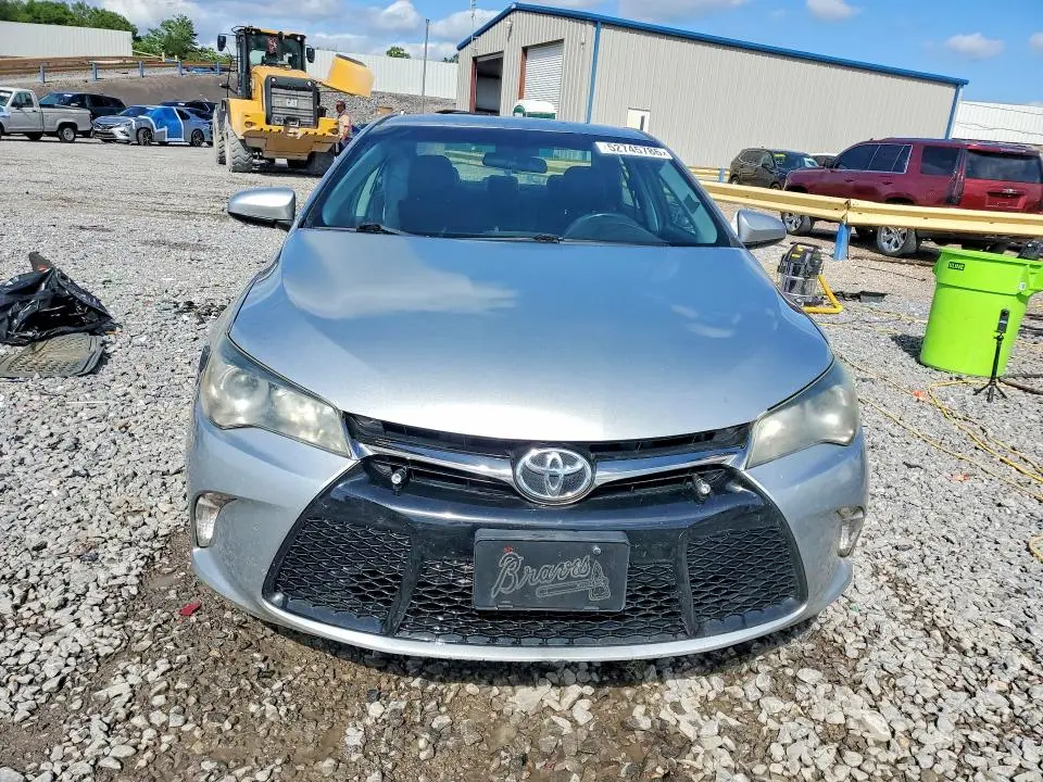 2017 TOYOTA CAMRY SE  