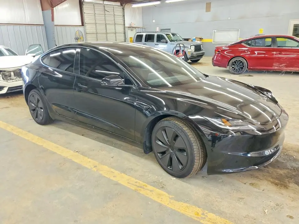2026 TESLA MODEL 3   