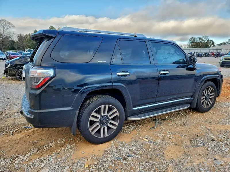 2018 TOYOTA 4RUNNER SR5  