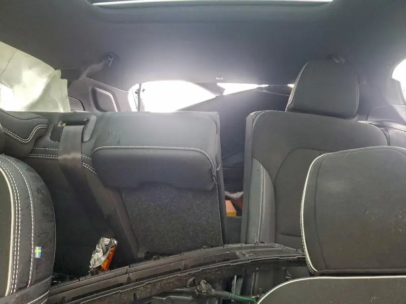 2019 VOLVO XC40 T5 R-DESIGN  