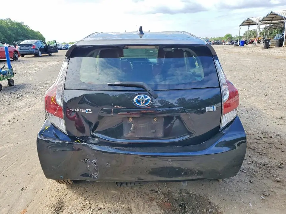 2015 TOYOTA PRIUS C TWO  