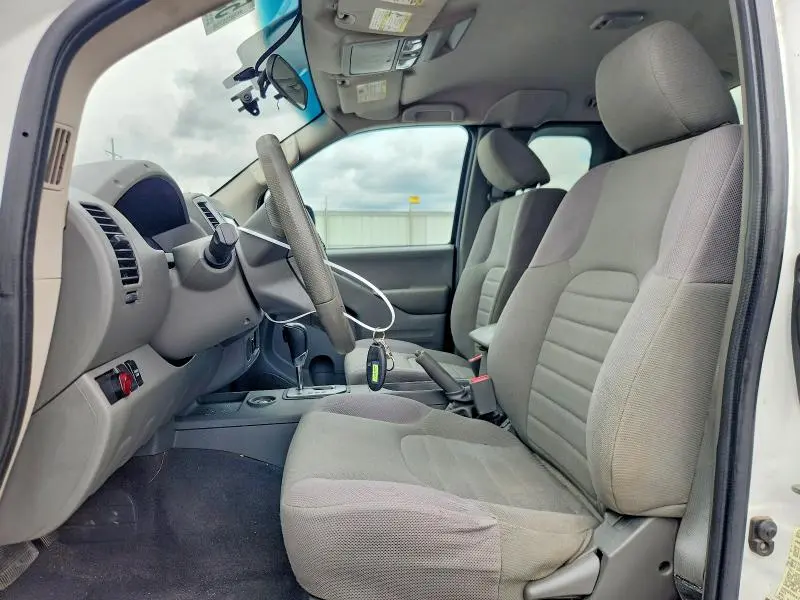 2020 NISSAN FRONTIER S  