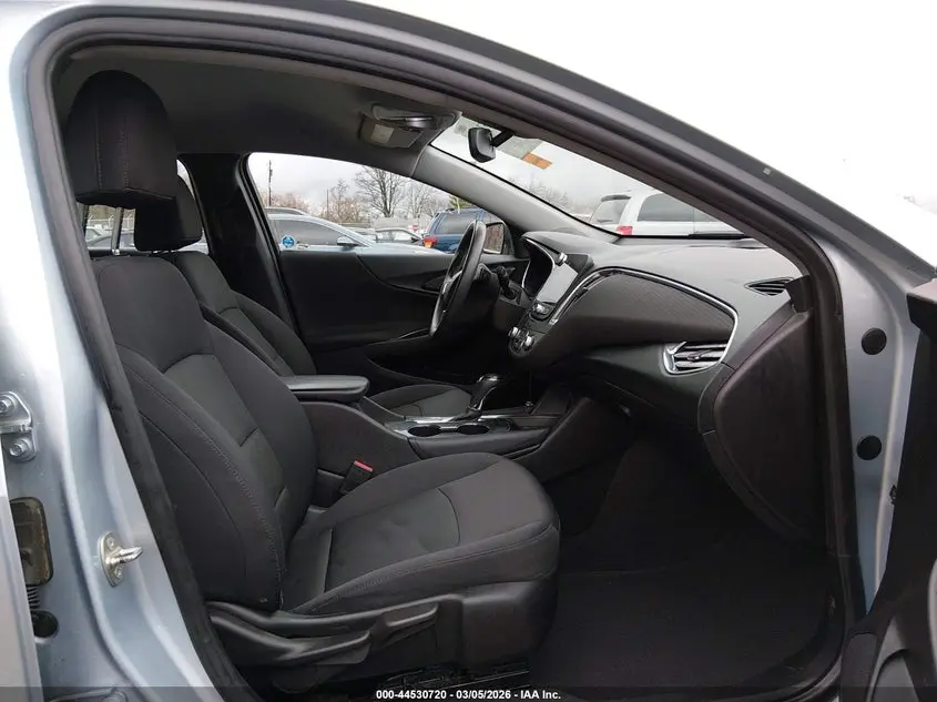 2017 CHEVROLET MALIBU 1LT