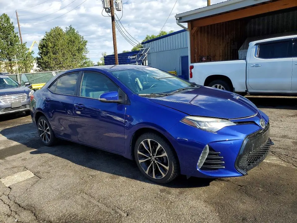 2017 TOYOTA COROLLA SE  