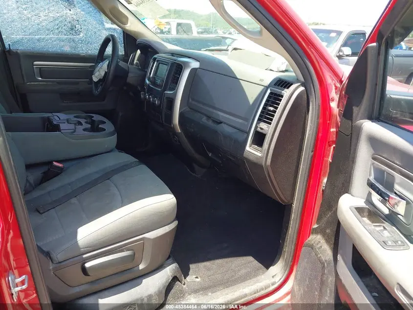 2019 RAM 1500 CLASSIC SLT  4X4 6'4 BOX