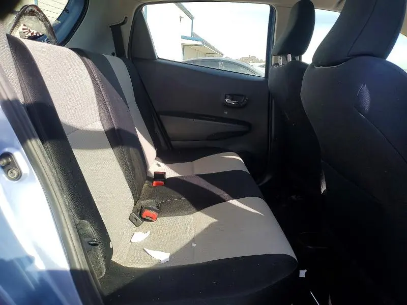 2013 TOYOTA YARIS 5-DOOR LE  