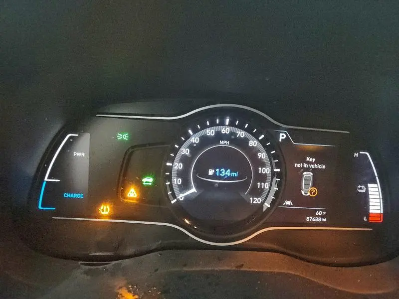 2021 HYUNDAI KONA SEL  