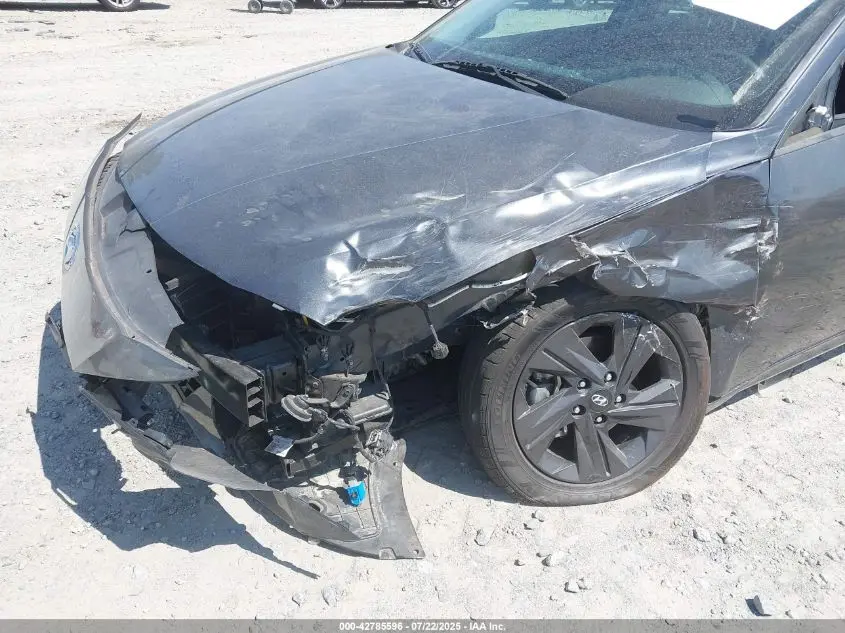 2021 HYUNDAI ELANTRA SEL