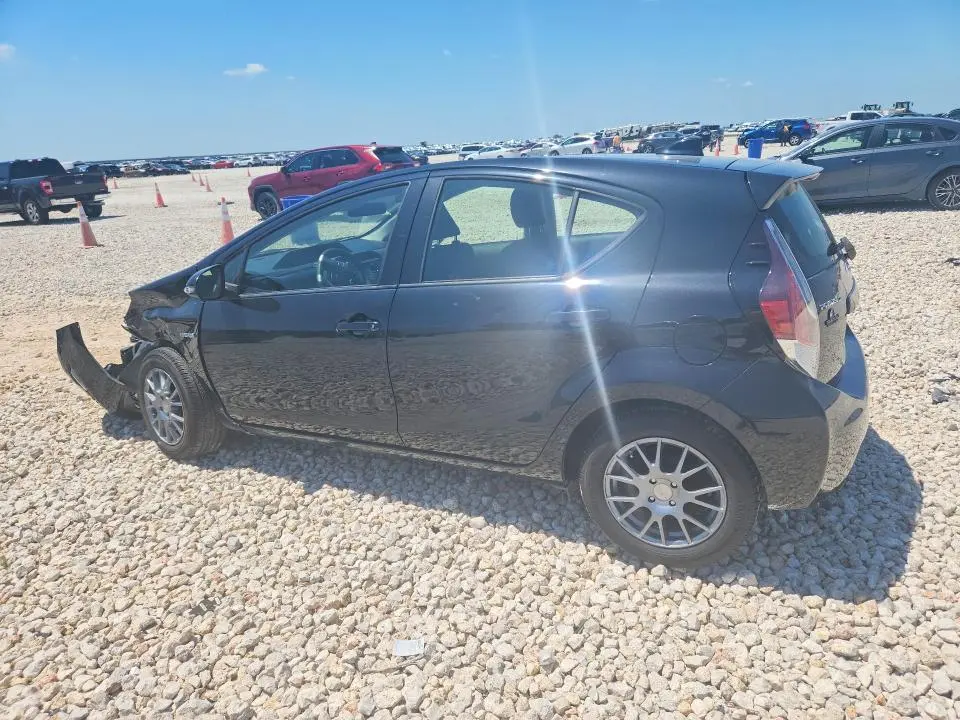 2016 TOYOTA PRIUS C TWO  