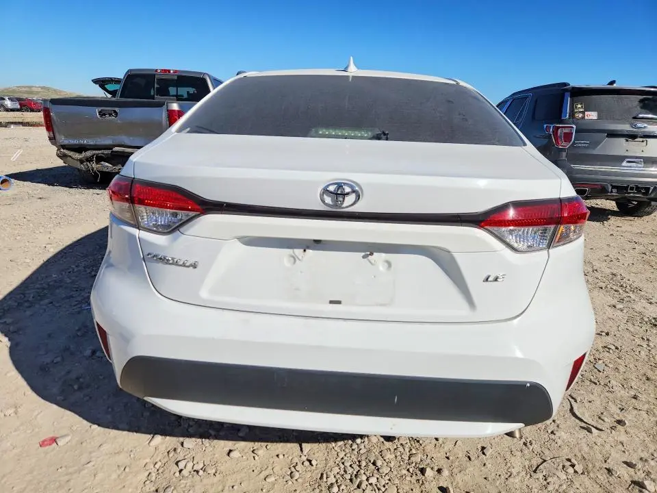 2022 TOYOTA COROLLA LE  
