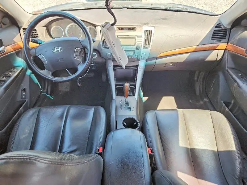 2010 HYUNDAI SONATA LIMITED V6  