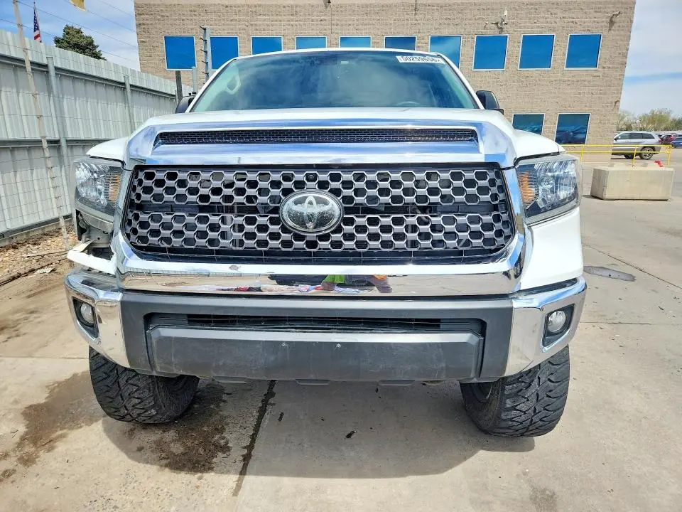 2020 TOYOTA TUNDRA SR5  