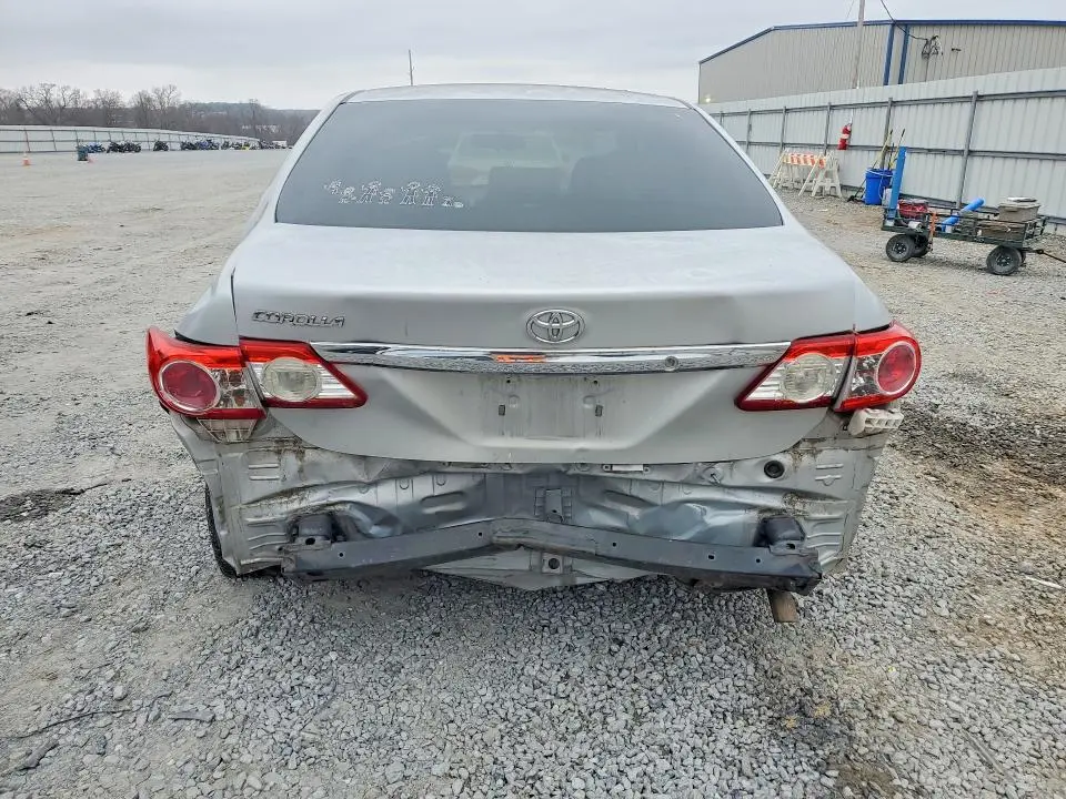 2013 TOYOTA COROLLA BASE  