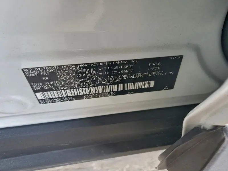 2020 TOYOTA RAV4 XLE  