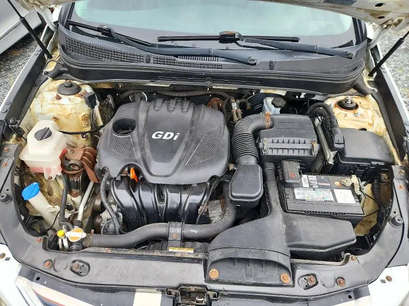 2011 HYUNDAI SONATA SE  