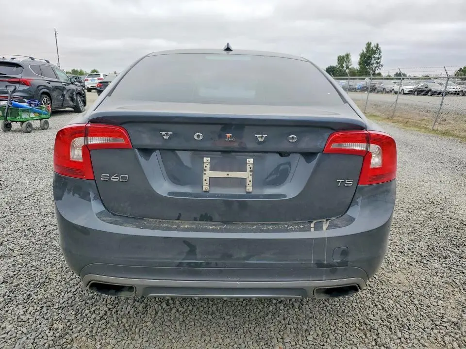 2014 VOLVO S60 T5  