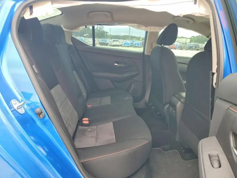 2024 NISSAN SENTRA SR  