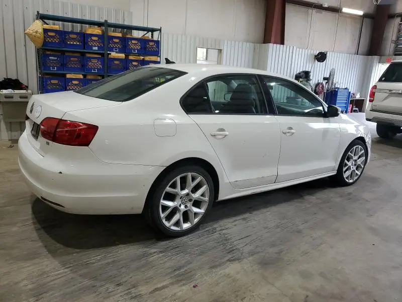 2014 VOLKSWAGEN JETTA SE  