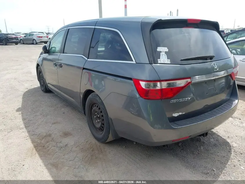2011 HONDA ODYSSEY LX
