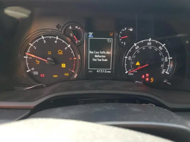 2023 TOYOTA 4RUNNER SE  