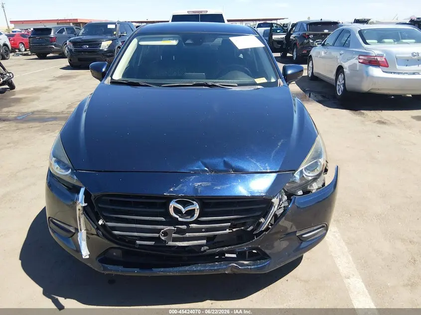 2018 MAZDA MAZDA3 TOURING