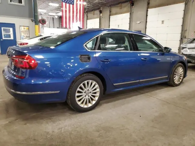 2017 VOLKSWAGEN PASSAT SE  