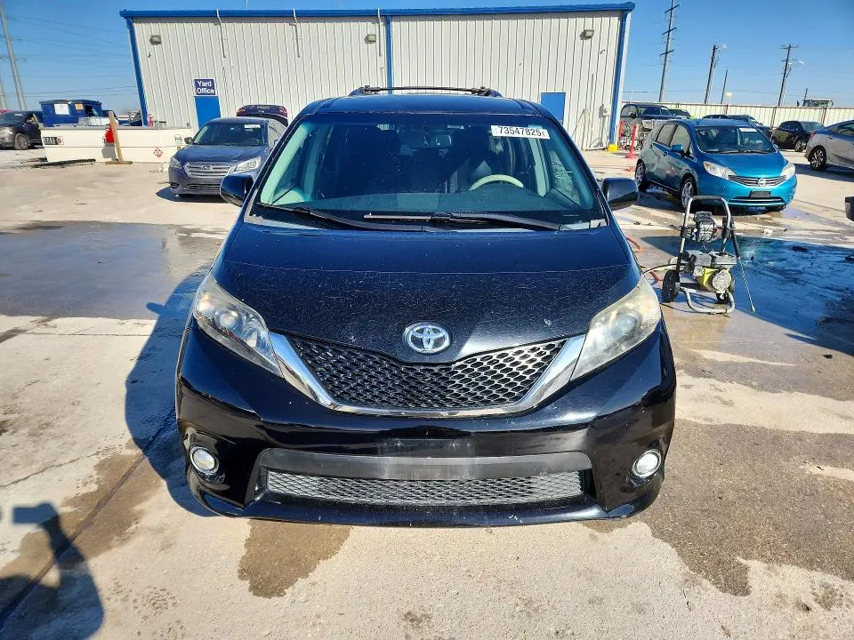 2012 TOYOTA SIENNA SPORT  