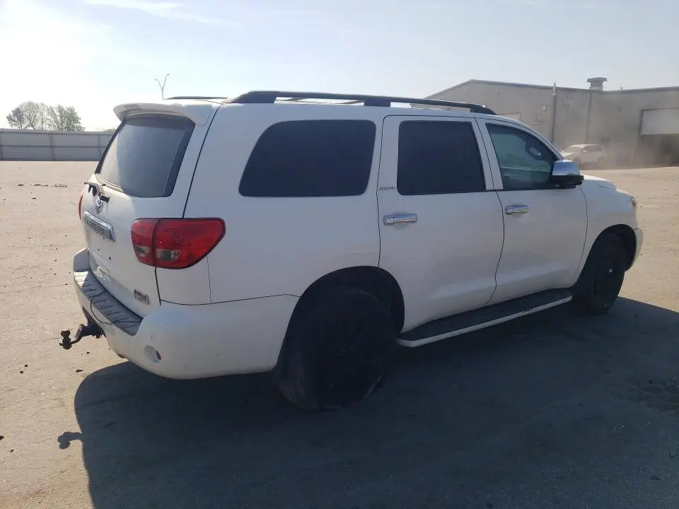 2010 TOYOTA SEQUOIA LIMITED  