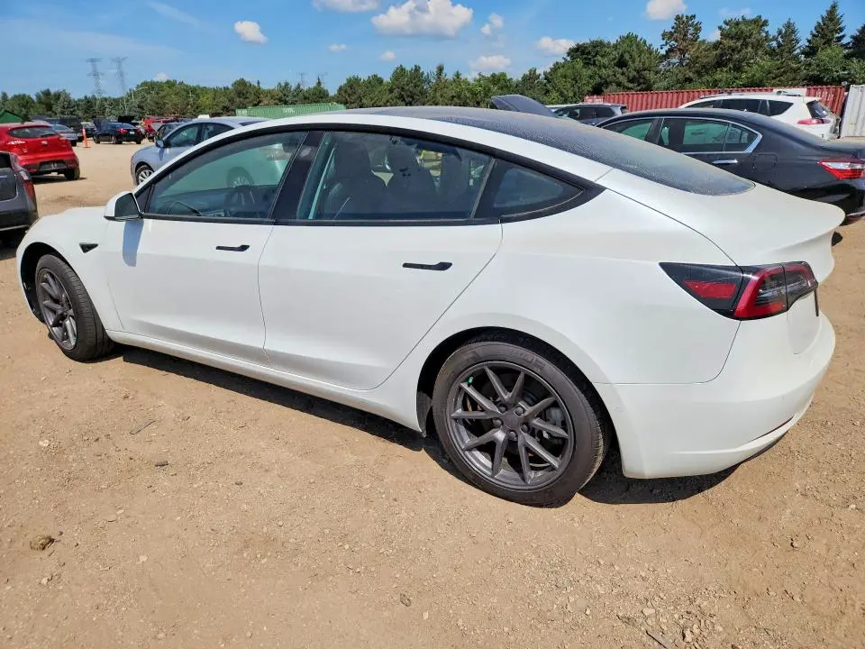 2022 TESLA MODEL 3   