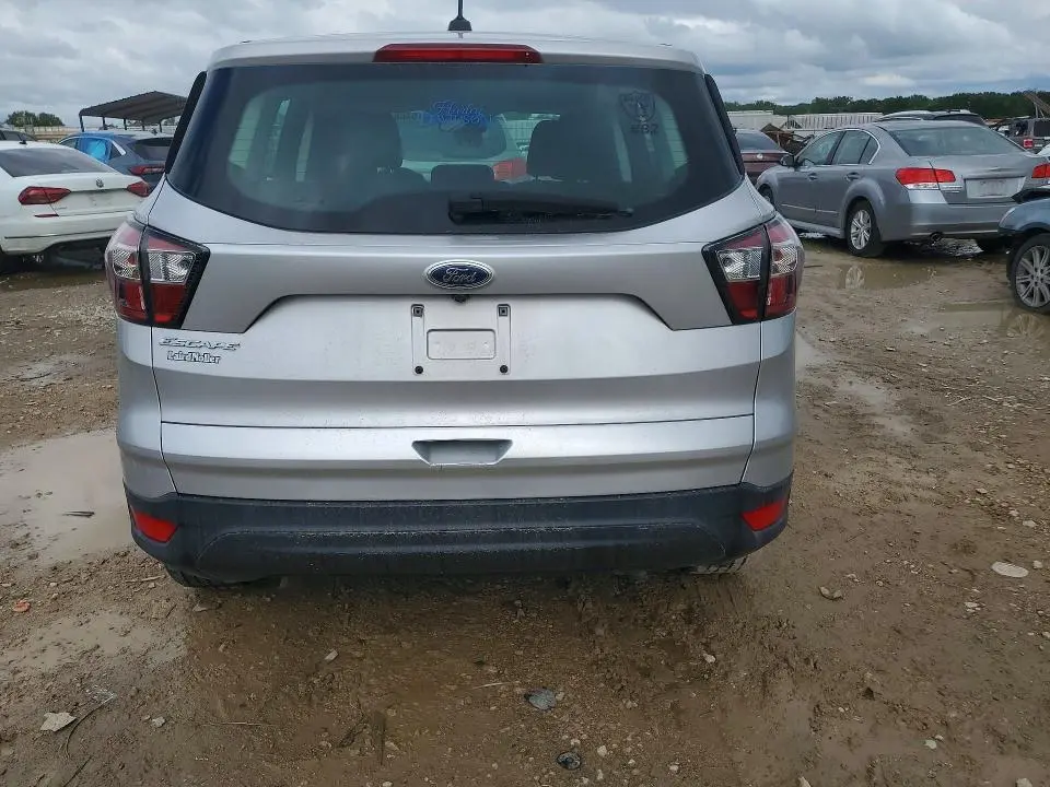 2017 FORD ESCAPE S  