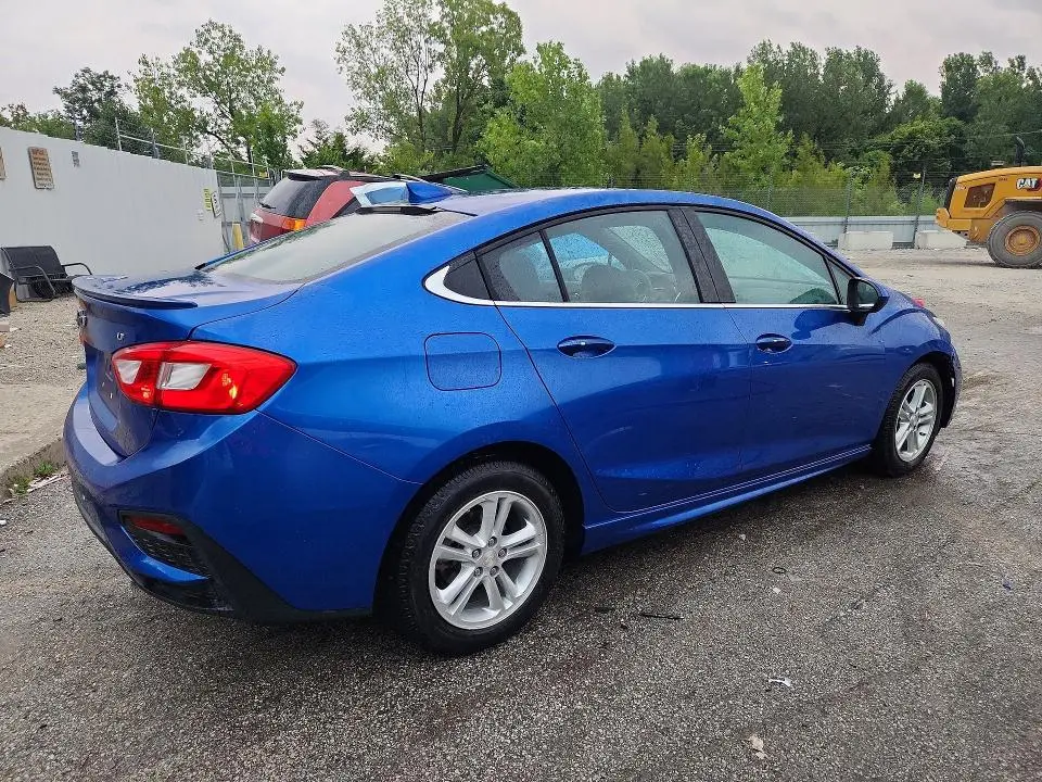 2016 CHEVROLET CRUZE LT  