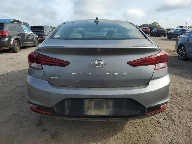 2019 HYUNDAI ELANTRA SEL  