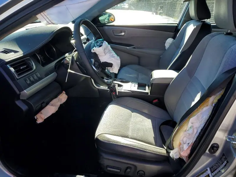 2015 TOYOTA CAMRY LE  