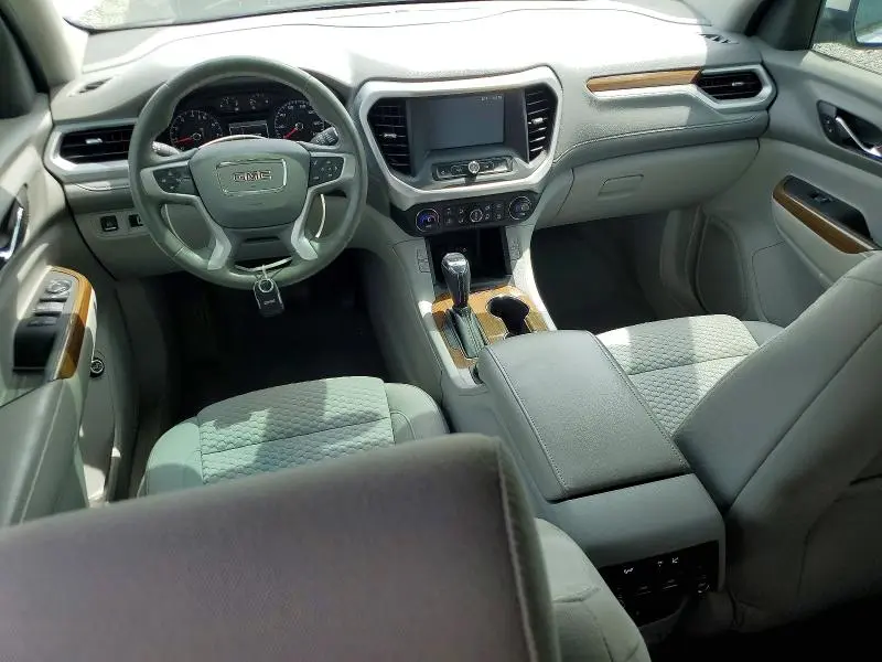 2017 GMC ACADIA SLE  