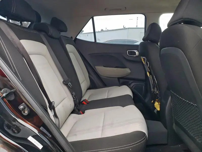 2023 HYUNDAI VENUE SEL  