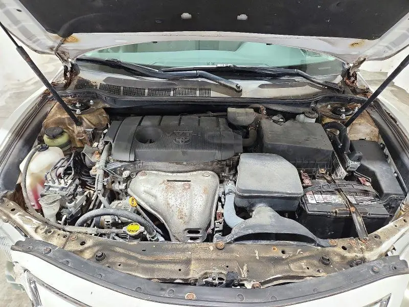 2011 TOYOTA CAMRY LE  