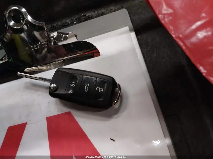 2013 VOLKSWAGEN TIGUAN SE