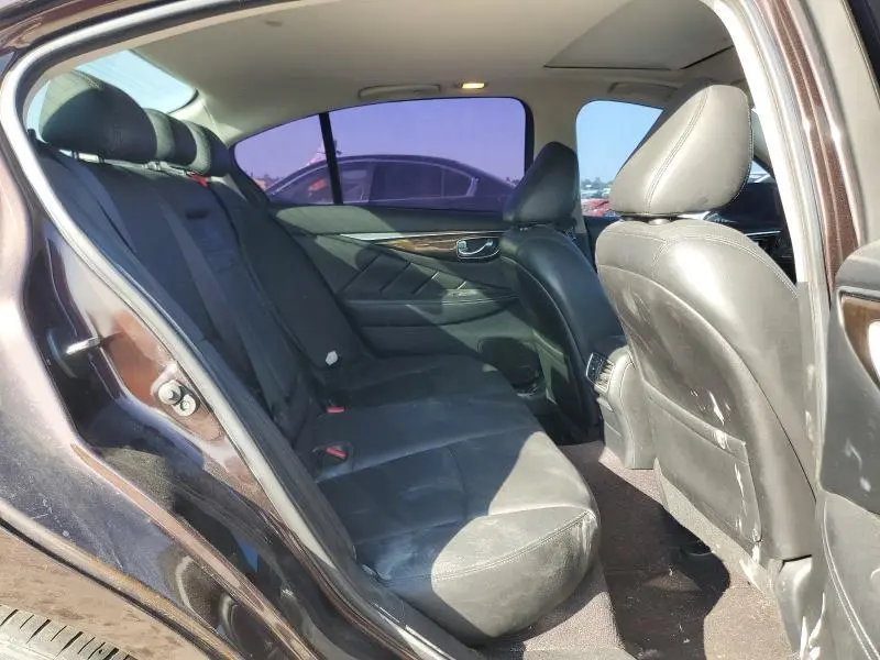 2018 INFINITI Q50 LUXE  